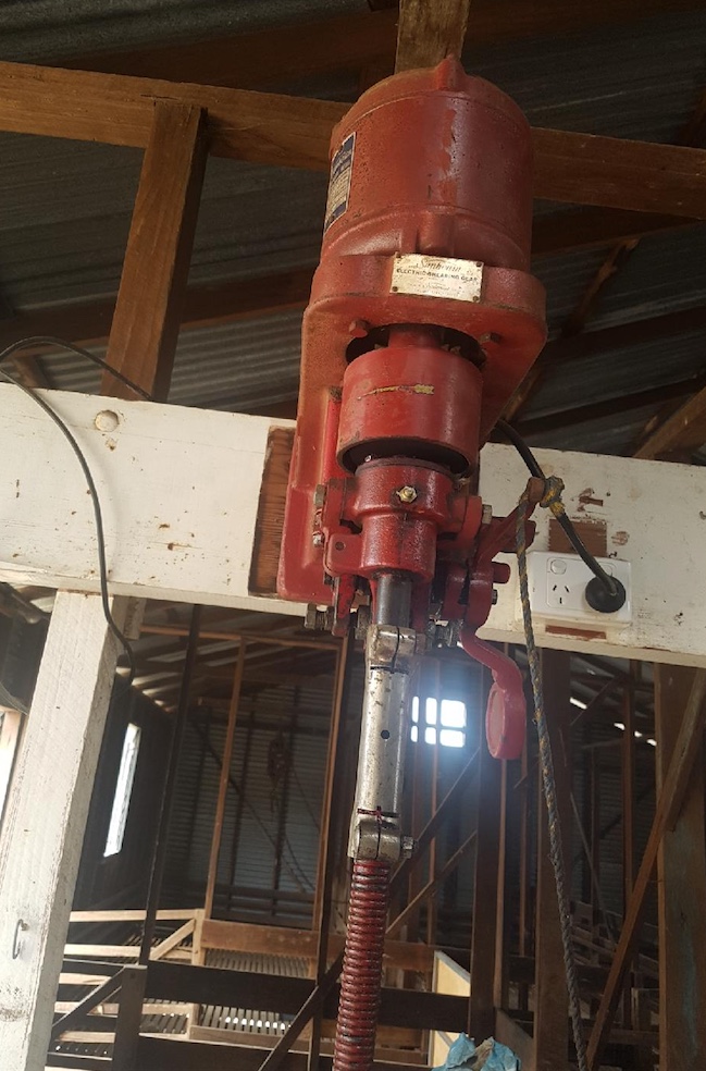 1 x Older Sun Beam Shearing Plant For Sale Livestock Equipment